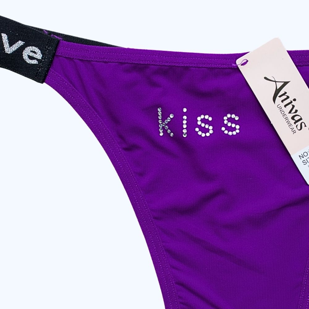 TANGA CON ELÁSTICO TIPOGRÁFICO Y ESTAMPADO 7435