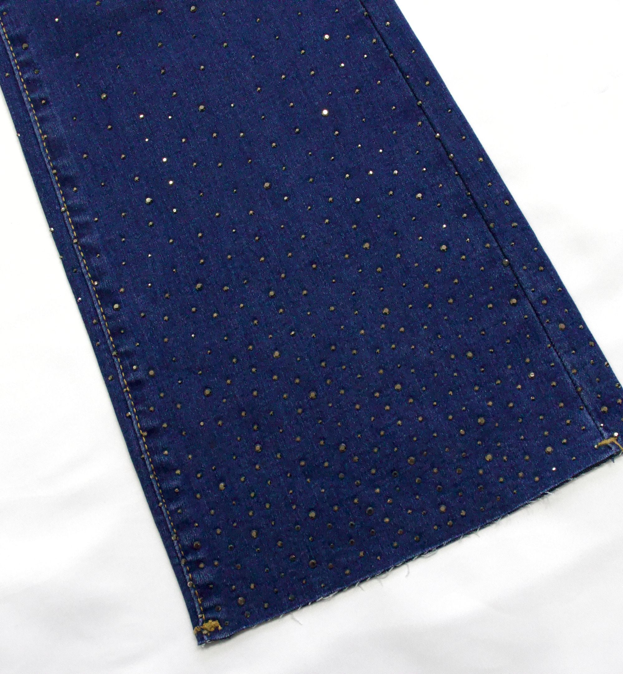 JEANS BOOTCUT CON PEDRERÍA 90356