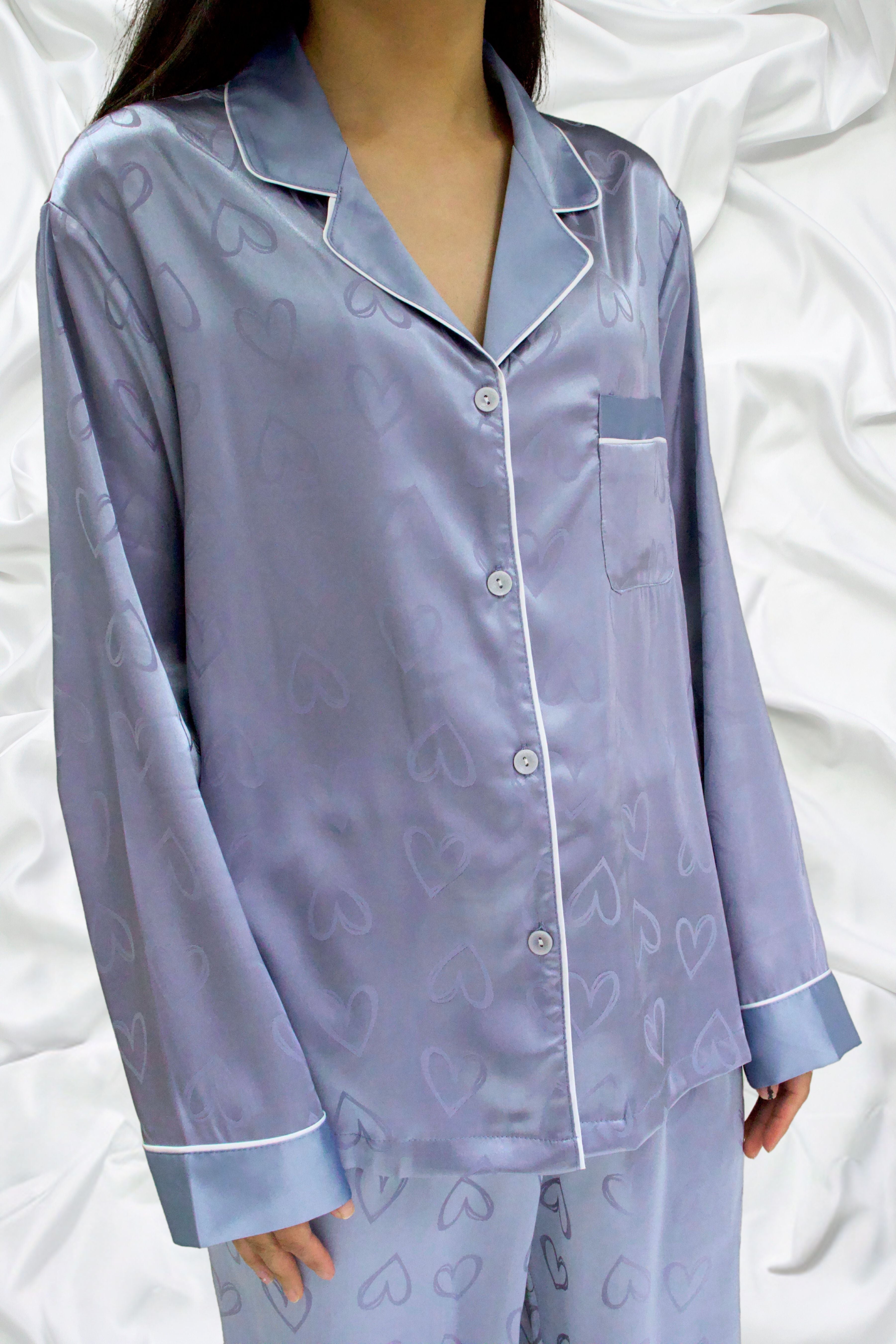 PIJAMA SATINADA DE CORAZONES 8207 OFF