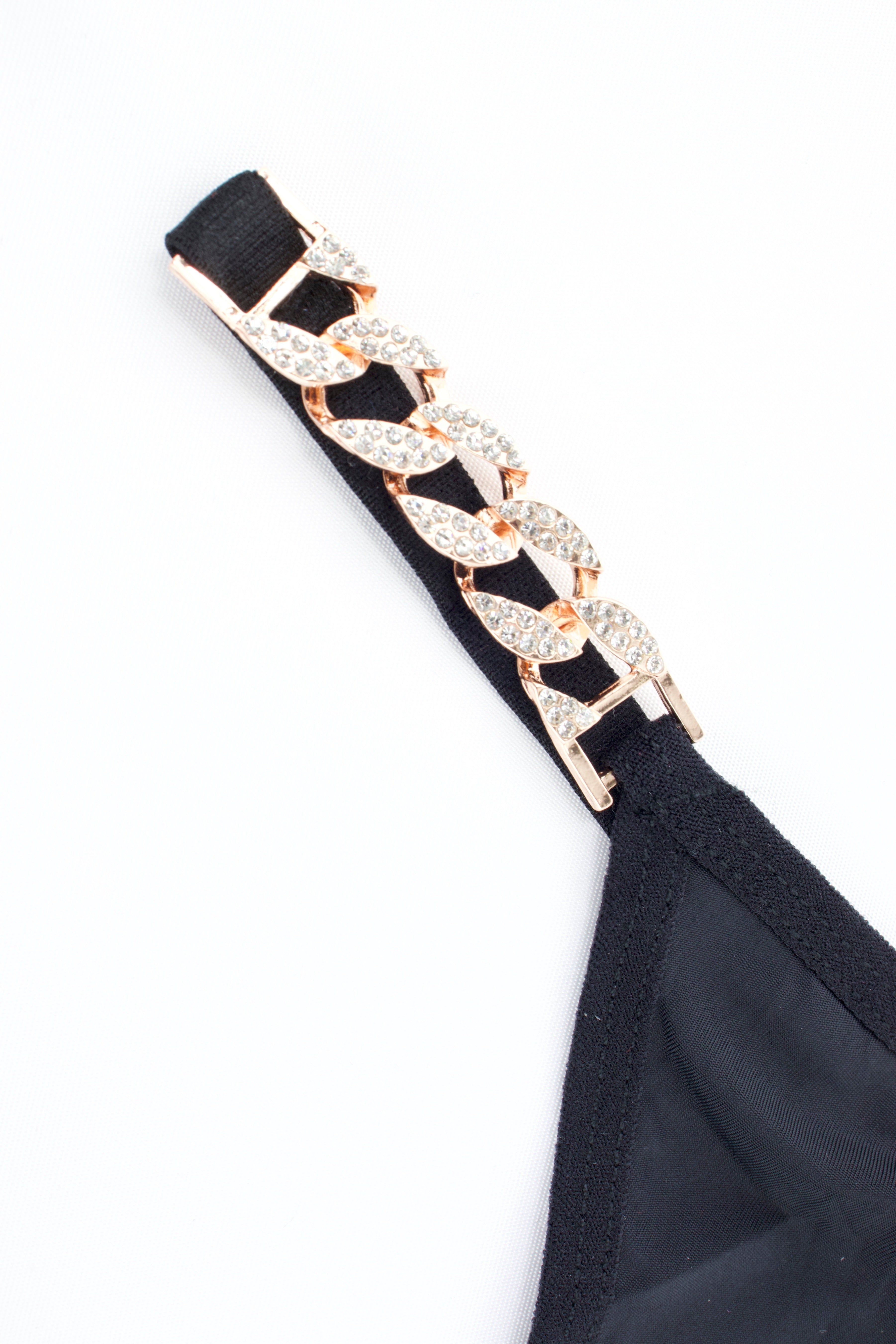 TANGA LISA DETALLE DE CADENA 6067