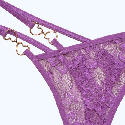 TANGA DE ENCAJE CON DETALLE DE CORAZONES 7462