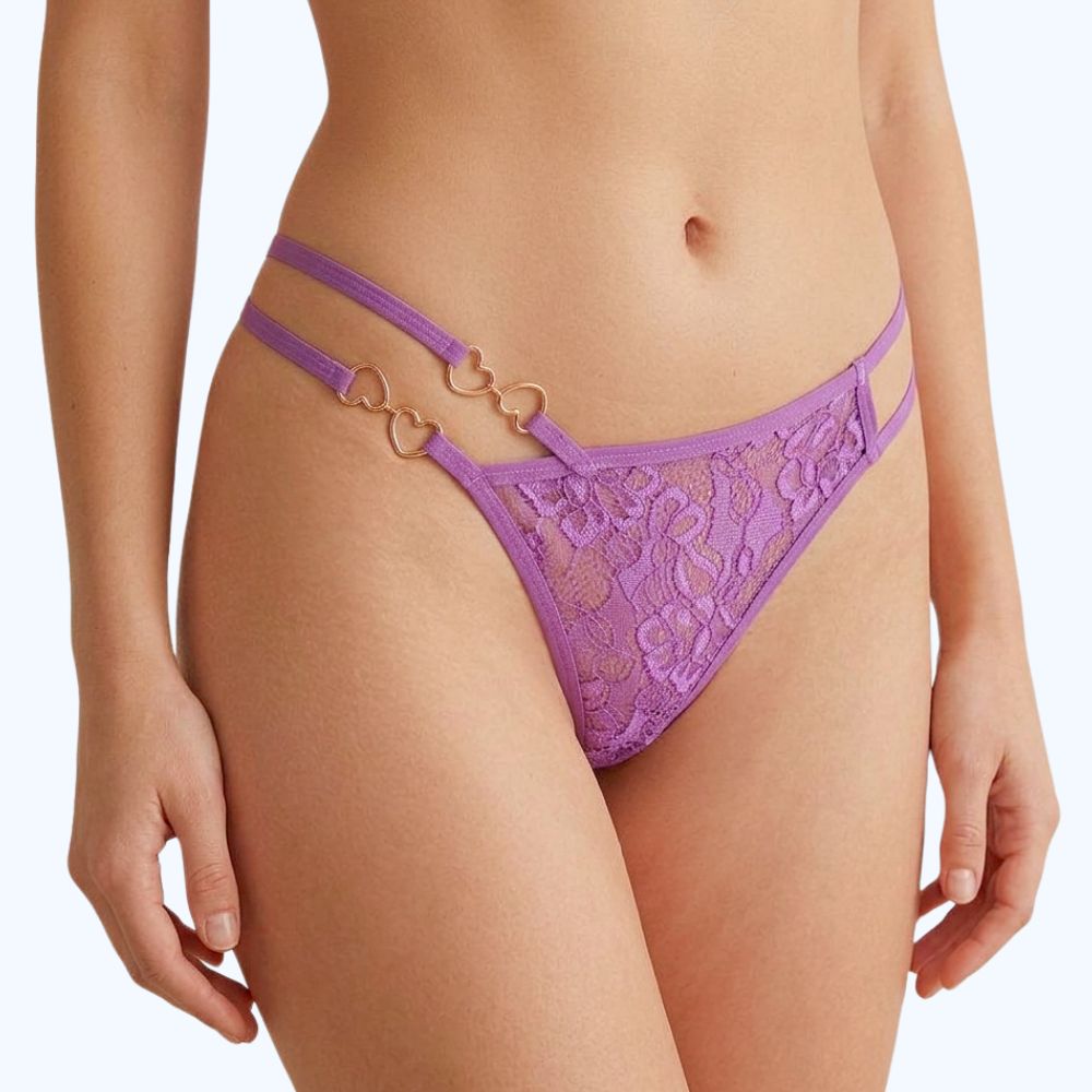 TANGA DE ENCAJE CON DETALLE DE CORAZONES 7462