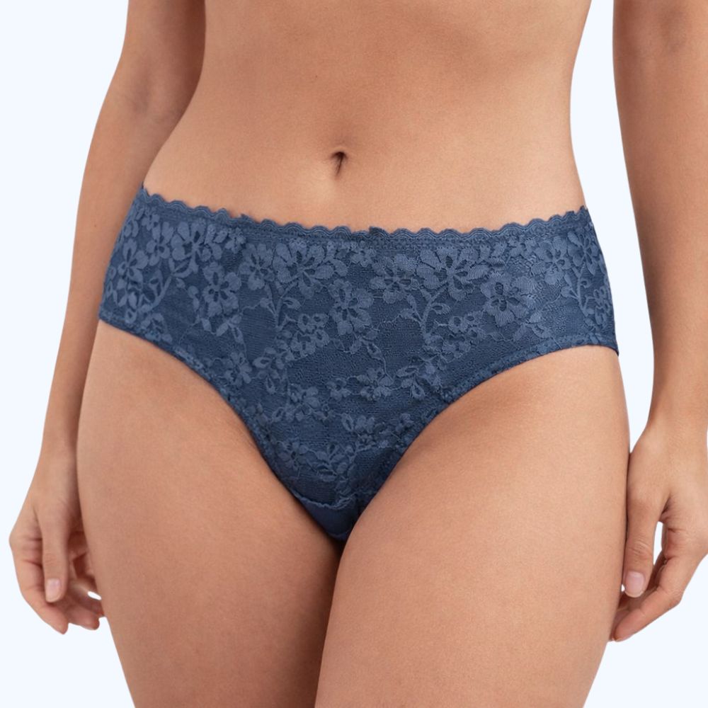 PANTY CON ENCAJE SIN COSTURA IP7420