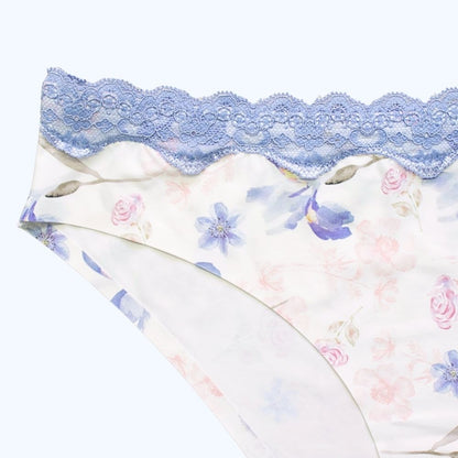 PANTY SIN COSTURA CON DETALLE DE ENCAJE LV224P