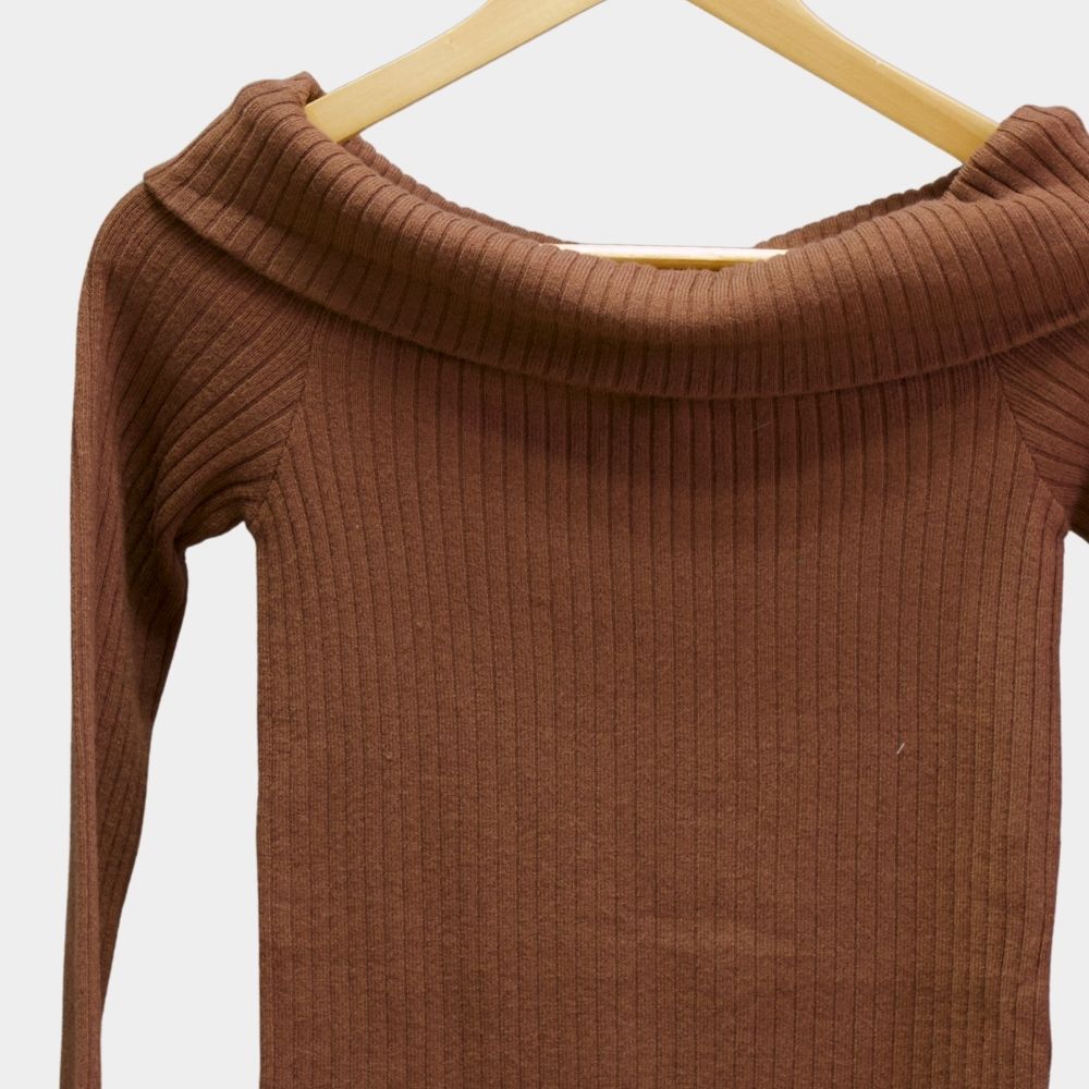 SUÉTER LIGERO HOMBROS DESCUBIERTOS LV2566 OFF