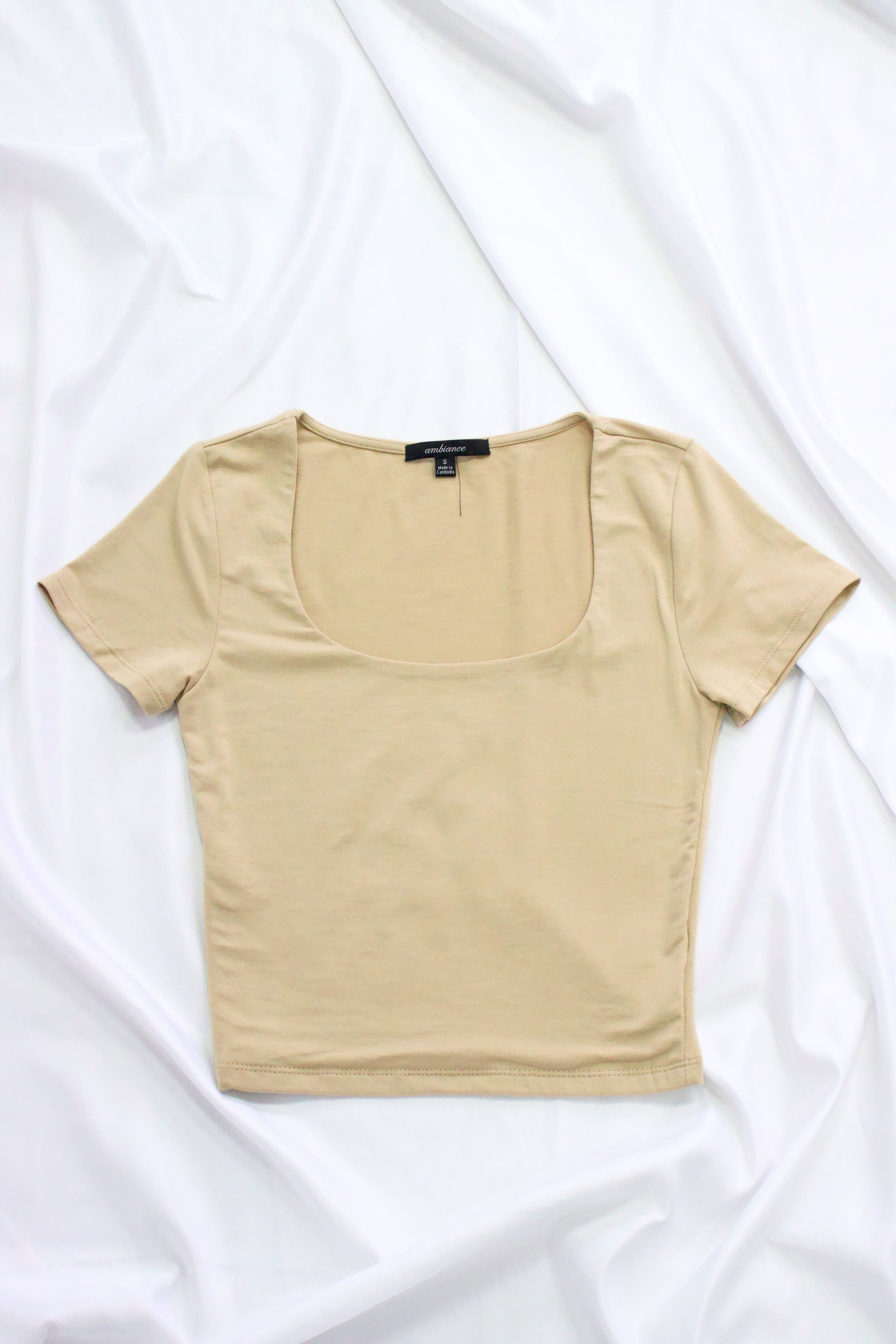 BLUSA DE MANGA CORTA DE CUELLO CUADRADO 75062