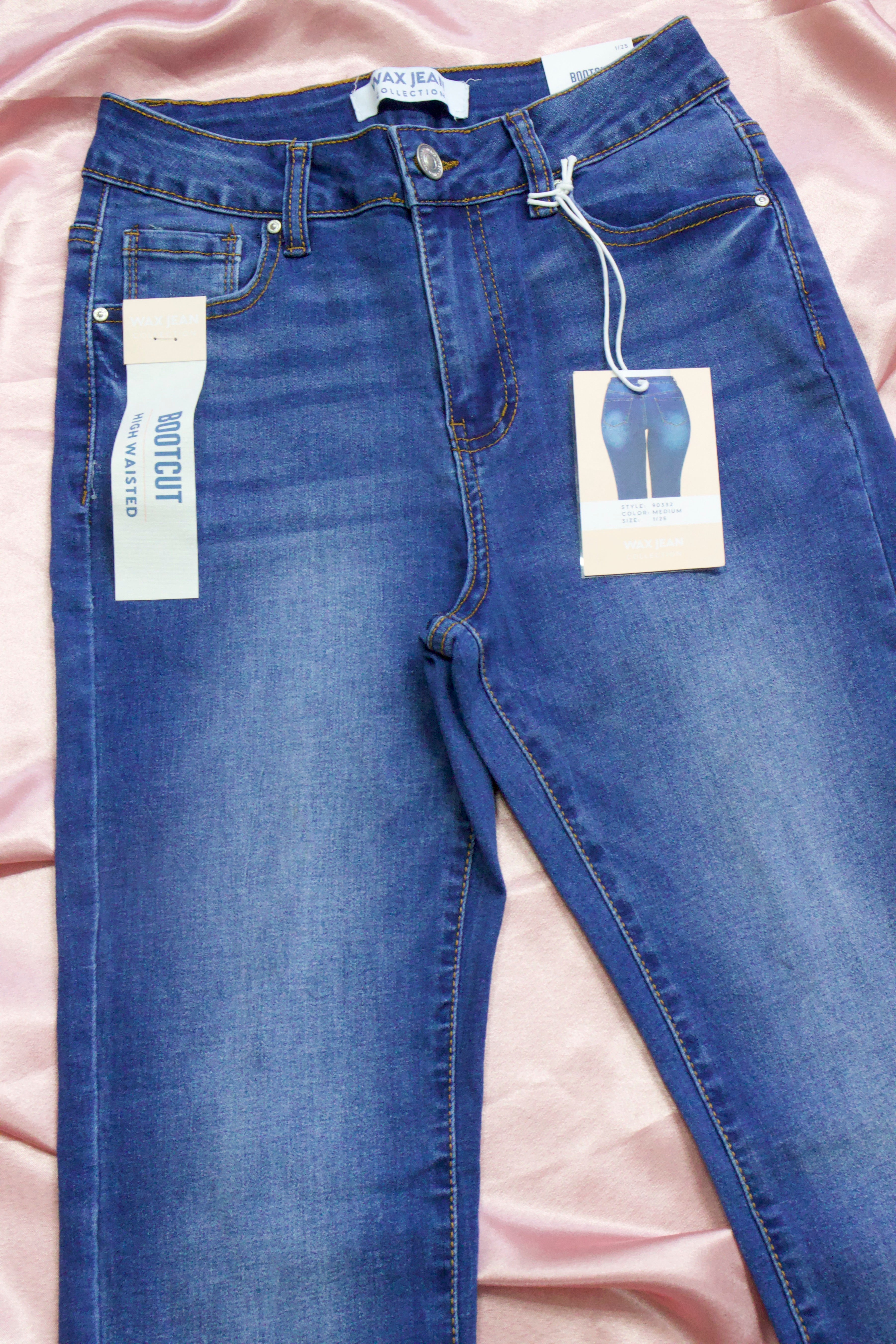 JEANS ESTILO BOOTCUT LISO 90332