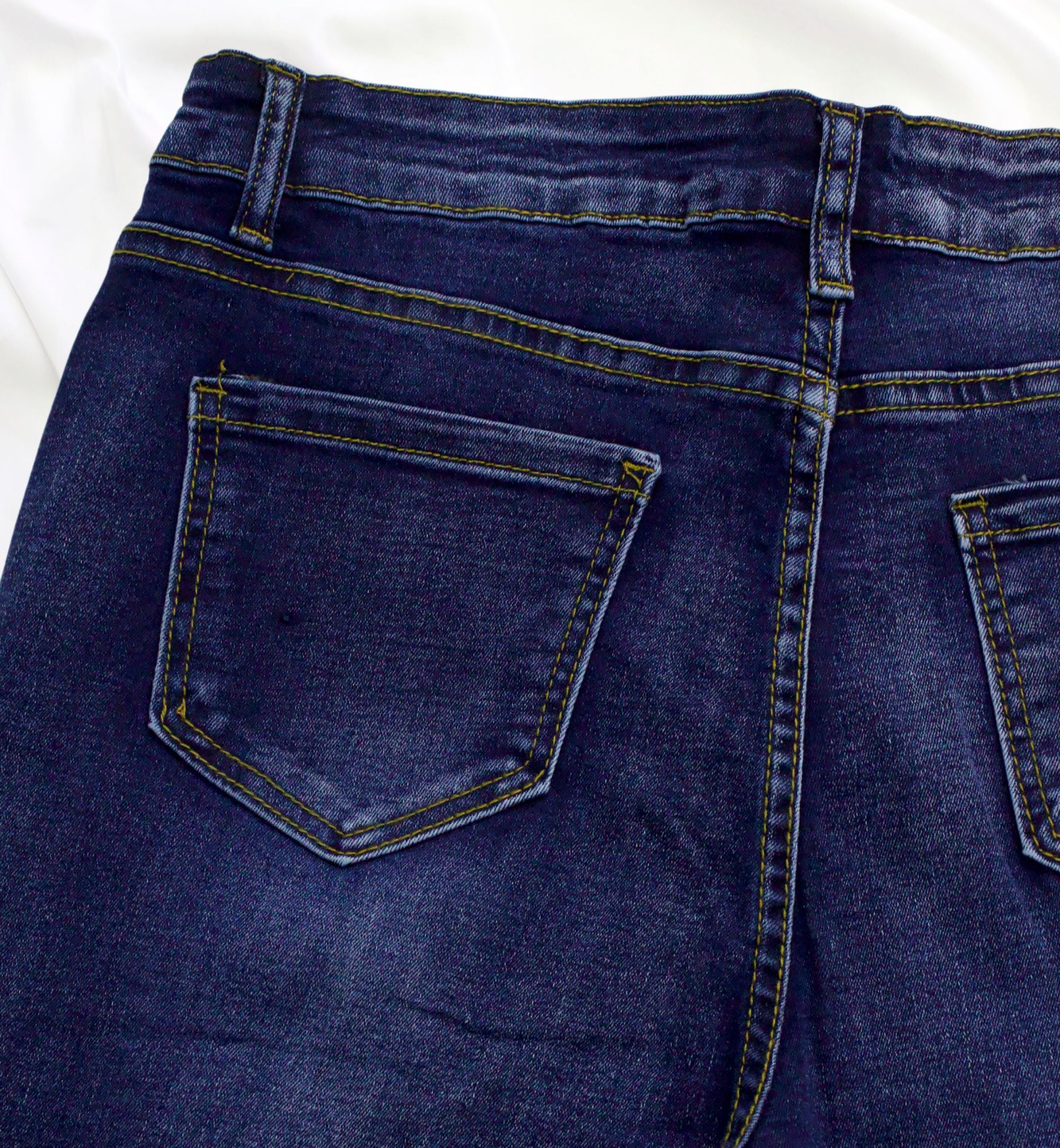 JEANS TALLAS EXTRA CON DESTRUCCIÓN LV90010