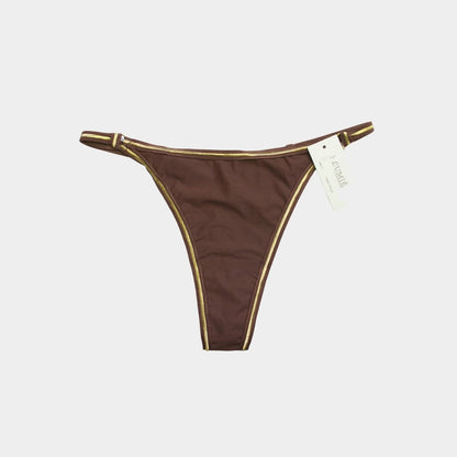 TANGA DETALLES DORADO IP7422